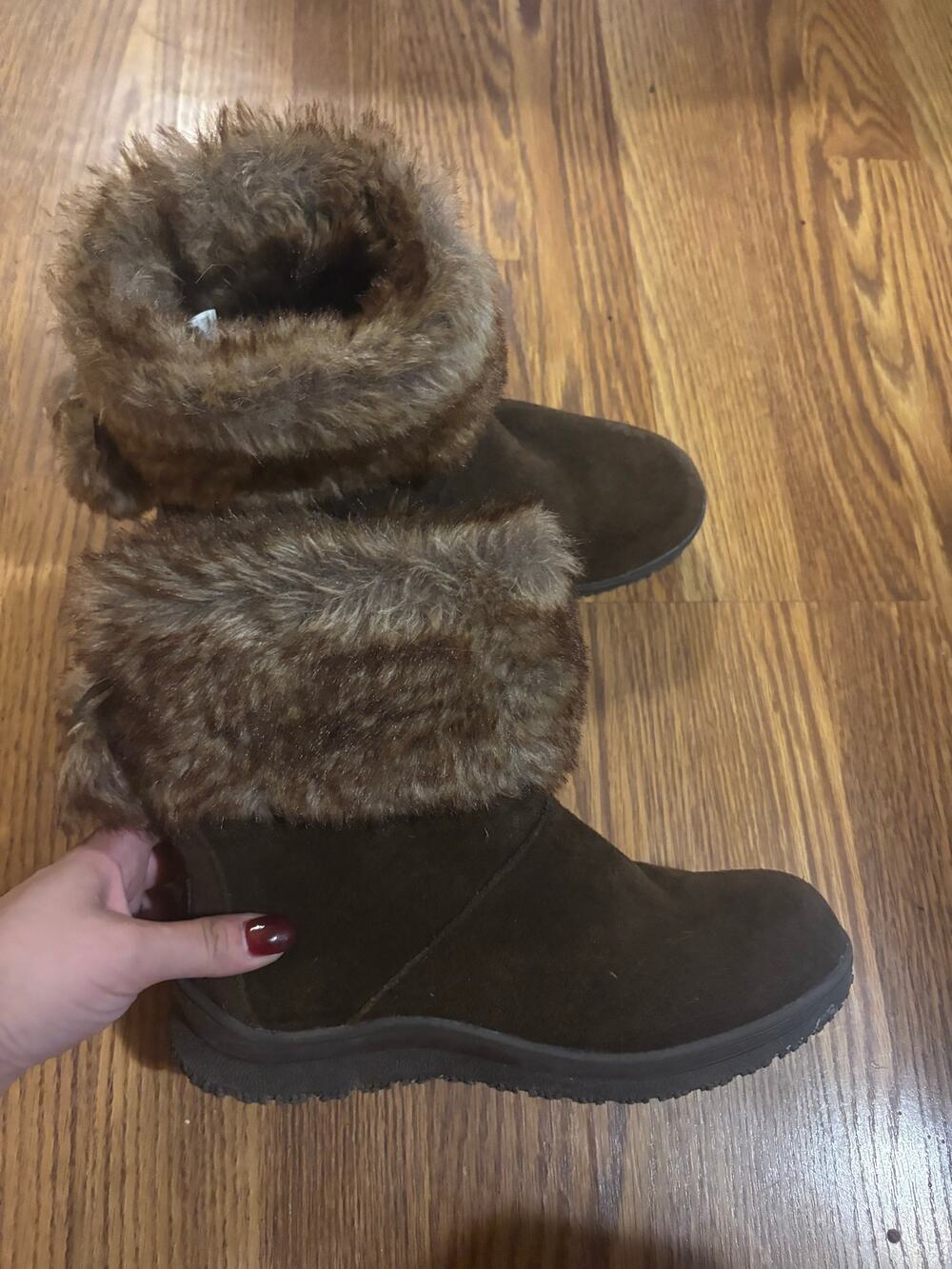 Minnetonka Suede/ Leather/ Faux Fur Fall/ Winter Outerwear Y2K Boots